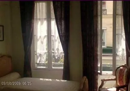 De Lille Louvre Otel