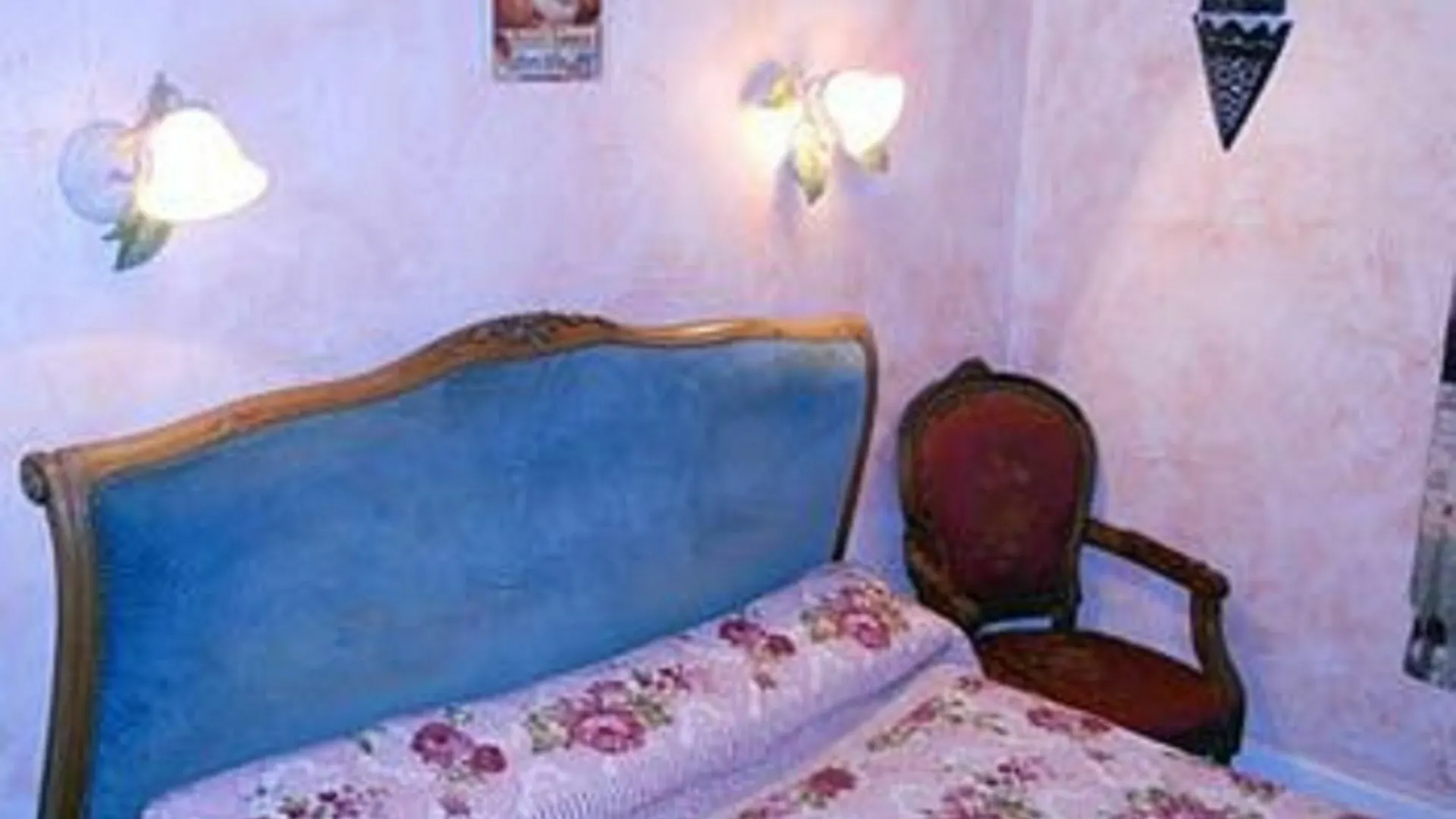 De Lille Louvre Hotel